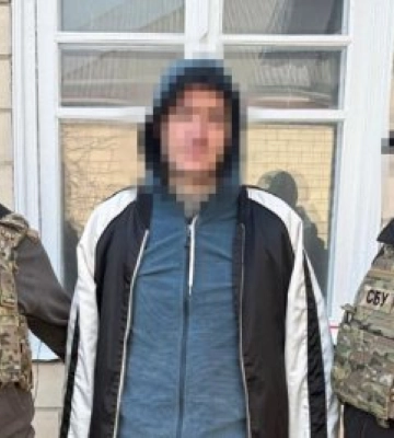 СБУ викрила агента фсб, який організовував підпали військових авто у Києві