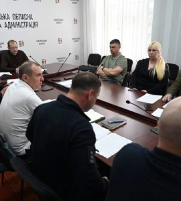 В Закарпатській ОВА зібрали термінову нараду: Другу добу поблизу селища Воловець триває ліквідація масштабної лісової пожежі