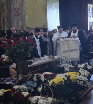 Двох полеглих воїнів провели в останню дорогу на Рівненщині