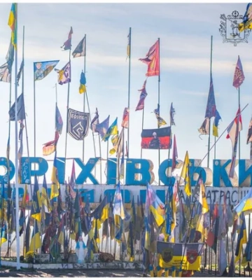 Росіяни вгатили по Оріхівській стелі, яка є символом Запорізької області