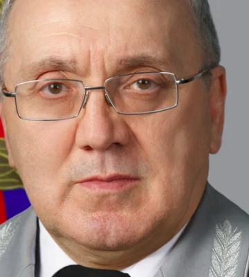 Экс-заместителю Шойгу, которого арестовали в марте, инкриминируют организацию заговора — дипломат о данных разведки