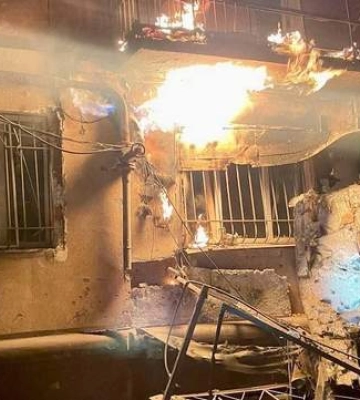 У Дніпрі прогриміли вибухи: загорілася багатоповерхівка