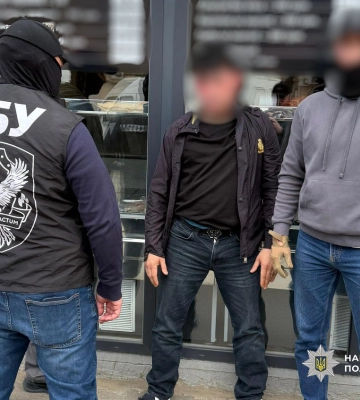 В Одесі за вимагання неіснуючого боргу затримано містянина та двох іноземців, - поліція