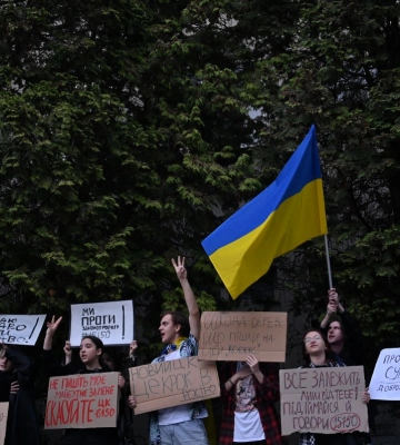 Ужгородці вийшли на протест проти змін до Цивільного кодексу (ФОТО)