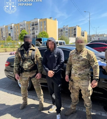 Трьох мешканців Одещини підозрюють у крадіжці мільйонів гривень з офісу агропідприємства