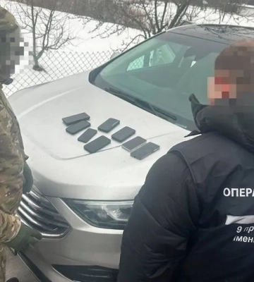 На Рівненщині судитимуть бурштинокопача, який переправляв чоловіків за кордон