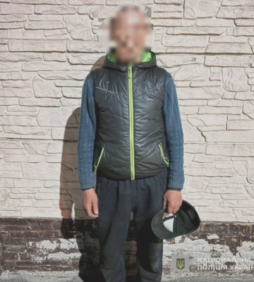 Завів до покинутої будівлі й вдарив по голові: у Харкові зґвалтували жінку
