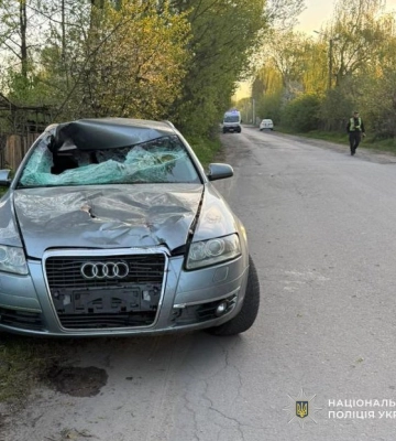 На Львівщині поліція затримала водія автомобіля Audi A6 за скоєну ним смертельну нетверезу ДТП