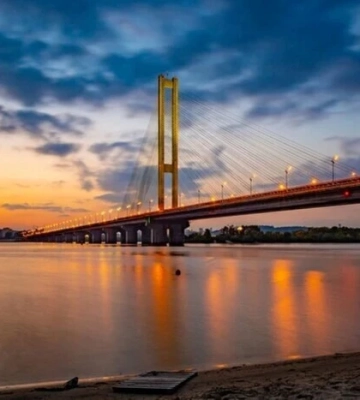 У Києві розслідують переплату за ремонт Південного мосту