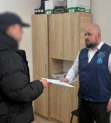 В Киеве пенсионерка отдала мошенникам почти 29 тысяч долларов после звонка о «государственной измене»