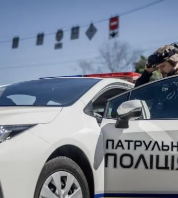 В Одесі чоловік відкрив стрілянину у піцерії