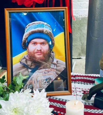 У Костополі відкрили меморіальну дошку в пам'ять про загиблого воїна (ФОТО)