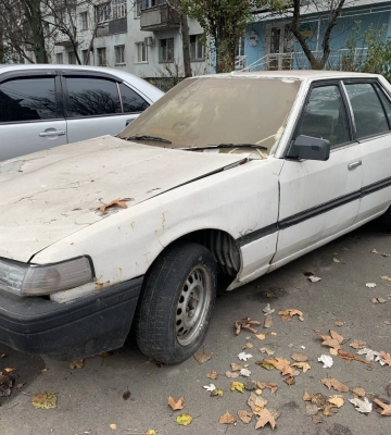 В Одесі розшукують власників покинутих машин