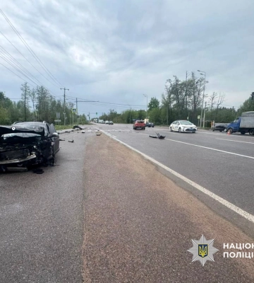 На Житомирщині внаслідок ДТП на трасі постраждали дві жінки, - поліція