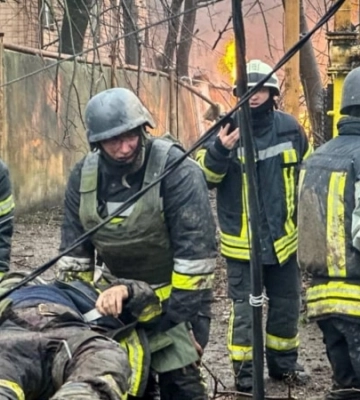 Російський дрон атакував рятувальників на Дніпропетровщині, поранена людина – ДСНС