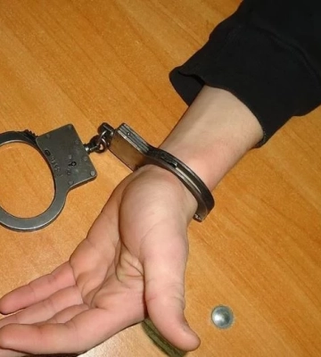 Побачив військовослужбовців ТЦК у Львові і приставив ніж до шиї дитини
