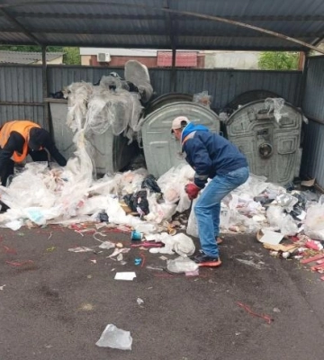 На кількох вулицях Рівного прибрали сміттєзвалища