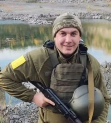 Після двох років невідомості: на Волині попрощаються з воїном Василем Криницьким