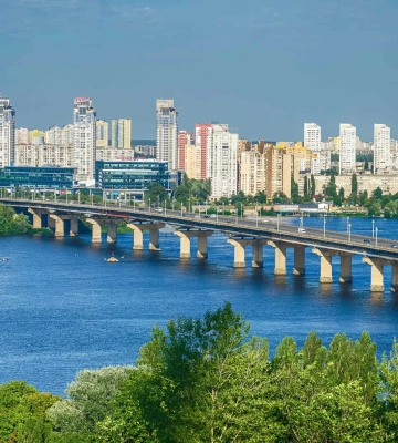У Києві обмежать рух мостом Патона – КМДА