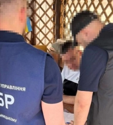 Посадовець міграційної служби «не помітив» у декларації майно на 13 млн грн
