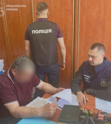Миллионный ущерб на ремонте трассы на Харьковщине: кого подозревают