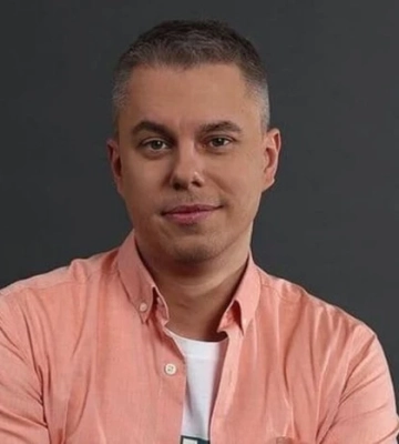 Телеведучий-втікач Андрій Доманський отримав російський паспорт