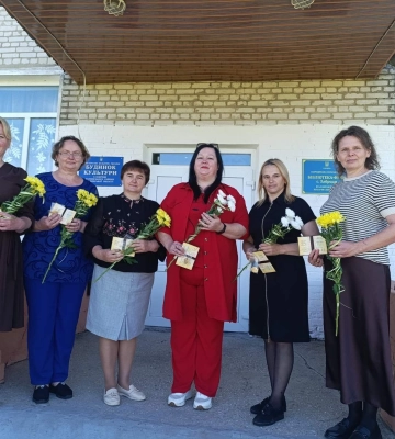 У волинській громаді сім жінок отримали почесне звання «Мати-героїня»