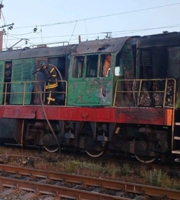 Россия ударила по железной дороге в Днепропетровской области: повреждены локомотивы, ранен машинист