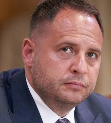 НАБУ і САП «прийшли» до Єрмака: деталі справи про елітне будівництво під Києвом (фото, відео)