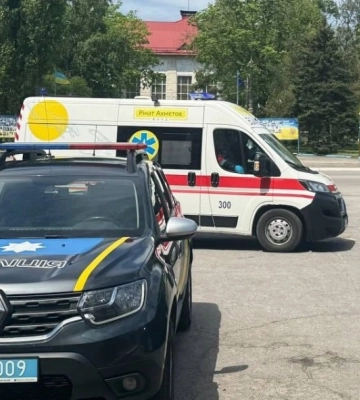 В Светловодском горсовете в Кировоградской области произошла стрельба, ранения получили два человека