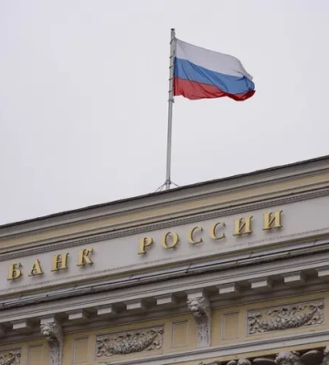 Банк России выпустил новую 100-рублевую банкноту — теперь без Крыма