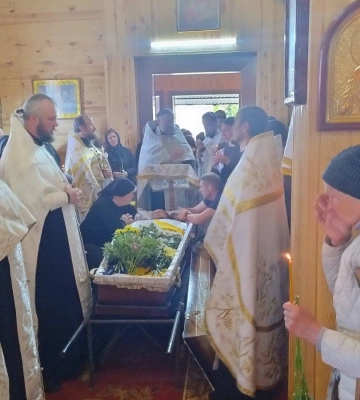 Загинув півтора року тому: у Луцьку в останню дорогу провели 34-річного Героя Богдана Щербачука