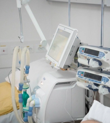 У Чернівецькій обласній лікарні запрацювало нове відділення кардіохірургії