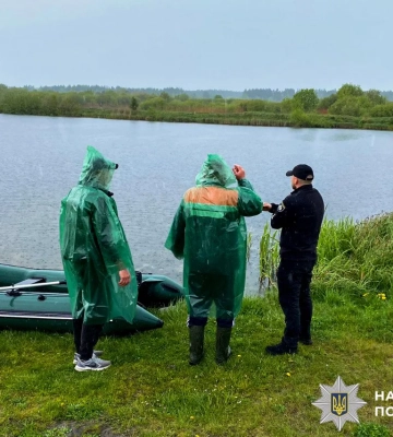 Залучили водолазів: на Рівненщині тиждень шукають зниклого підлітка