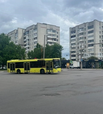 Починають ремонт аварійного покриття вулиці Широкої у Львові