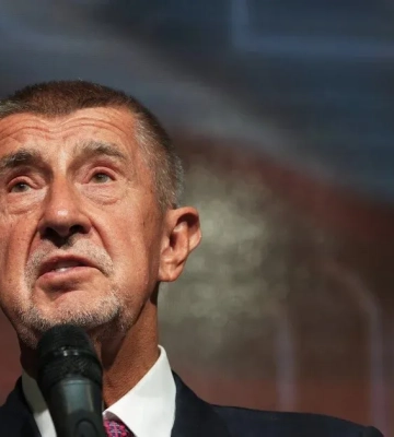 Премьер-министр Чехии раскритиковал приговор, вынесенный его соратнице по громкому делу