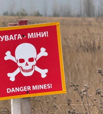 В Харьковской области механизатор подорвался на НВП, мужчина госпитализирован с тяжелыми ранениями