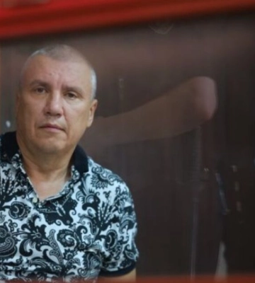 Одеський ексвійськком влаштувався експедитором, щоб мати підстави зняти електронний браслет