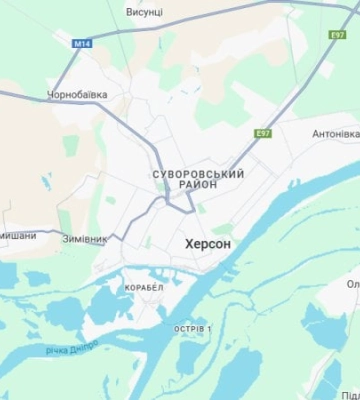 Ворог вдарив дроном по маршрутці у центрі Херсона, є постраждалі