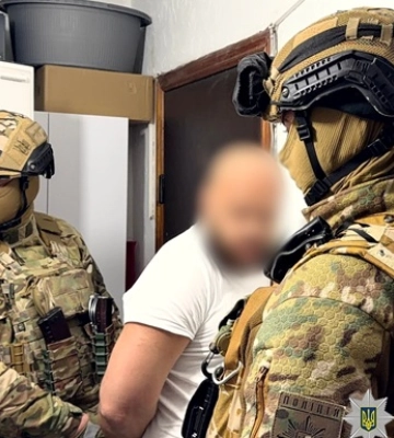 В Киеве раскрыли схему легализации иностранев-"волонтеров"