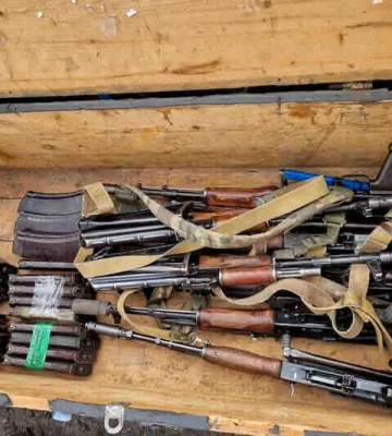 Слобожанські «Скіфи» зірвали спробу провезення до Харкова понад 90 автоматів.