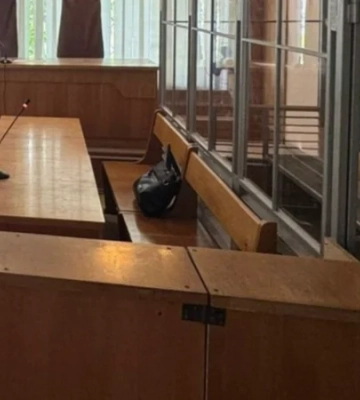В Днепре вынесли приговор мужчине, который насиловал родную малолетнюю дочь и снимал это на видео