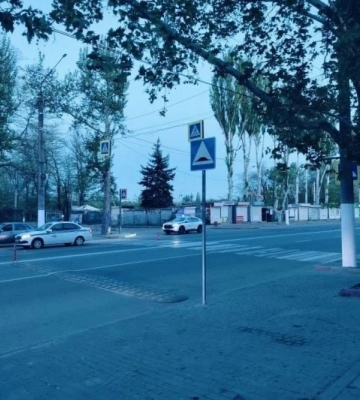 В оккупированном Мелитополе на пешеходном переходе сбили подростка