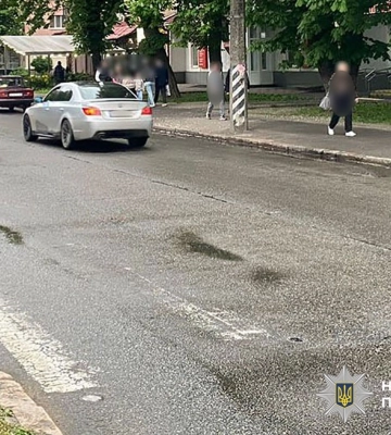 У Полтаві 17-річний водій мотоциклу скоїв наїзд на жінку, яка переходила дорогу