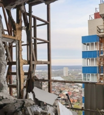Росія вдарила по Шевченківському району Харкова: є постраждалі