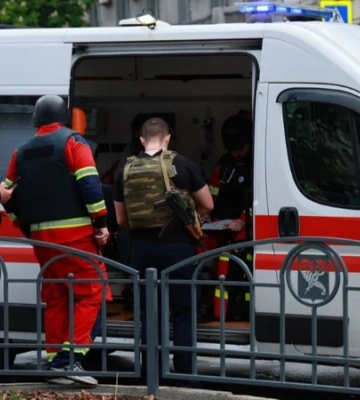 Росія вдарила по Шевченківському району Харкова: є постраждалі
