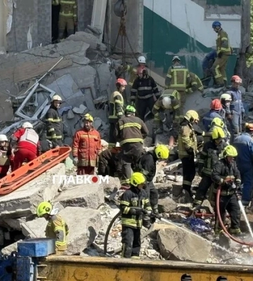 Після атаки на Київ понад 10 людей вважаються зниклими безвісти