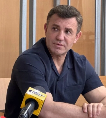 Нардепу Тищенко и экс-полицейскому Писаренко продлили меру пресечения