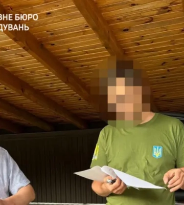 Ексміністр Омелян отримав підозру за ухилення від військової служби (документ)
