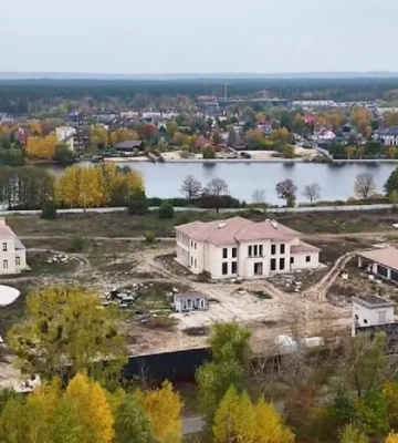 Перелік фірм, які «скинулися» на скандальне будівництво резиденцій у «Династії»